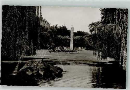 Bad Vilbel Denkmal Ehrenmal Schwanenweiher