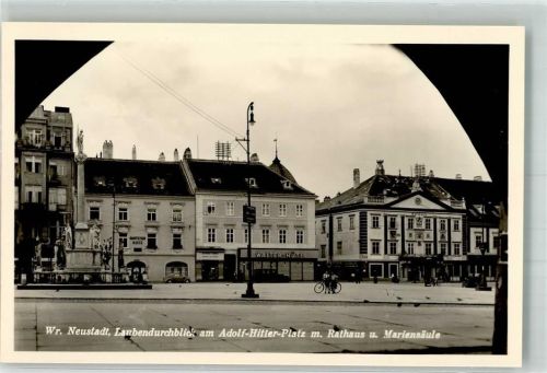 Wiener Neustadt Rathaus Mariensäule Adolf Hitler Platz WK II