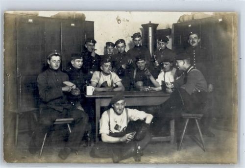 Soldaten Uniform Rauchen
