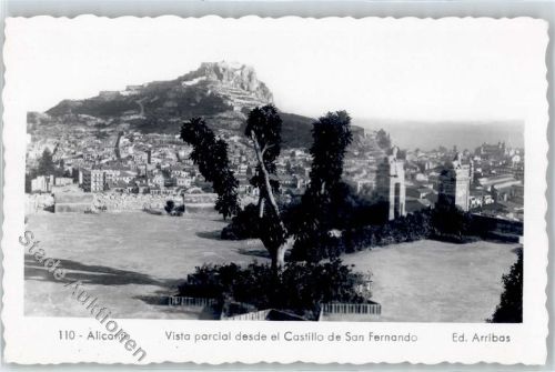 Alicante Vista parcial desde el Castillo de San Fernando