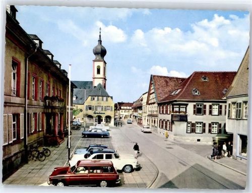 Gernsheim Stadthausplatz Kirche Sparkasse