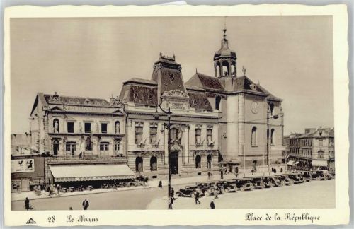 Le Mans Place de la Republique
