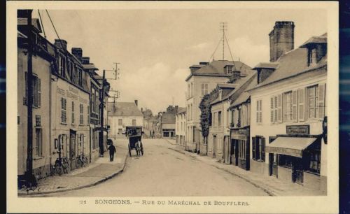60380 Songeons - Rue du Marechal de Boufflers Handlung
