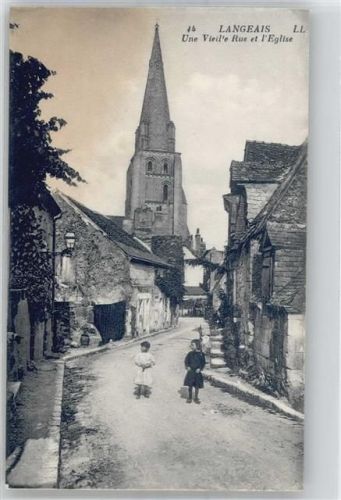 Langeais Une Vieile Rue et l Eglise
