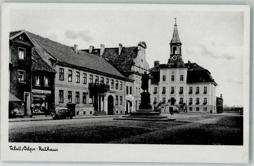 Tilsit Ostpreußen Rathaus Oldtimer Schenkendorf-Denkmal