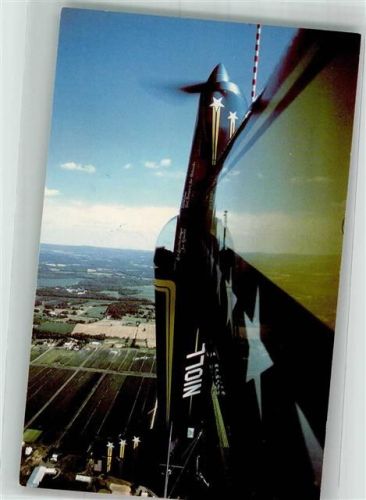 Senkrecht stehender Kunstflieger über Wittman Field USA Fotograf Leo Loudenslager