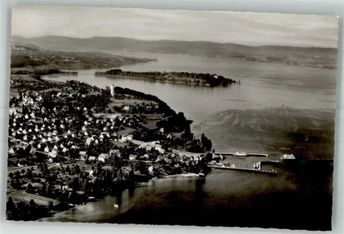 Staad Fliegeraufnahme des Ortes mit dem Fährhafen