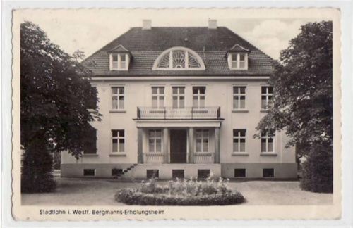 Stadtlohn mit Bergmanns - Erholungsheim gelaufen, mit Marke und Stempel von 1954. Ecken mit Albumabdrücken, sonst gut erhalten