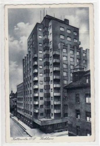 Kattowitz Kattowitz / Katowice mit Partie am Hochhaus gelaufen, 1942. Kleines Loch oben in der Mitte, sonst gut erhalten