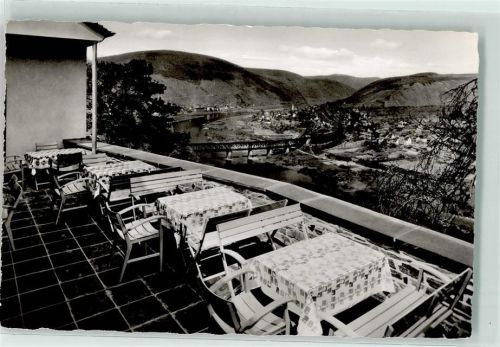 Bullay Berghotel Marienburrg Terrasse mit Blick auf Alf