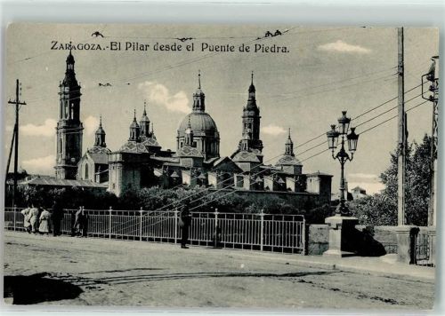 Saragossa el Pilar desde el Puente de Piedra