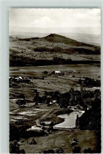Poppenhausen Naturpark Rhön Guckaisee mit Ebersburg