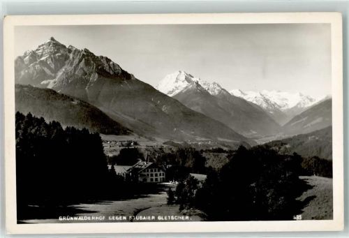 6082 Patsch - Grünwalderhof gegen Stubaier Gletscher