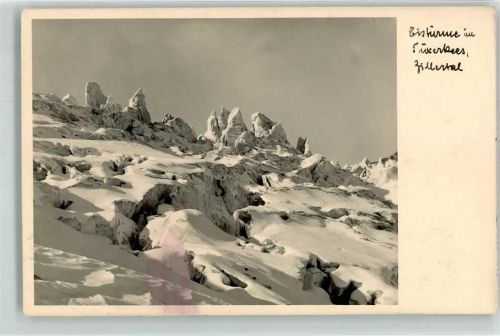 Hintertux Winter Eistürme im Tuxerkees Zillertal