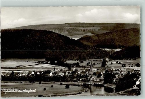 Bodenfelde mit Christus Kirche an der Weser