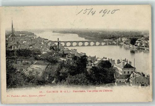 Saumur Vue prise du Chateau Brücke Kirche Fabrik