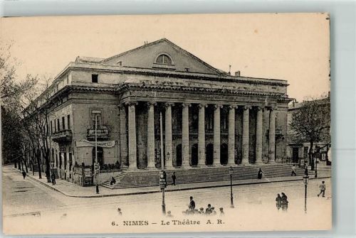 Nimes Theater