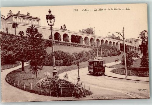 Pau la Montee de la Gare Straßenbahn
