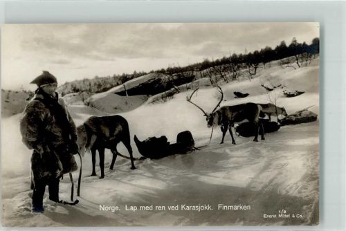 Lap med ren ved Karasjokk Finmarken Rentier Mann Tracht Winter Schnee Schlitten