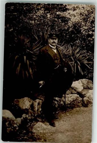 1918 Mann Rauchen Zigarette