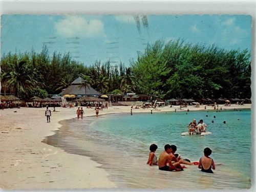 Nassau Schwimmbad Strand