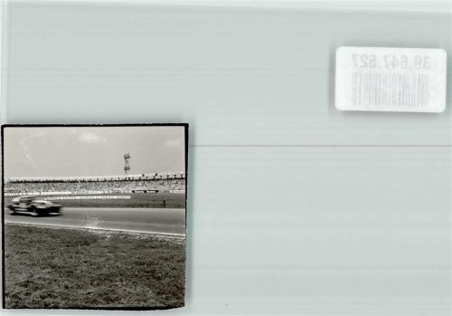 Hockenheim Rennszene in der Sachs-Kurve auf dem Hockenheimring Foto Orginal aus Archiv eines Ansichtskartenverlags Ort handschriftlich