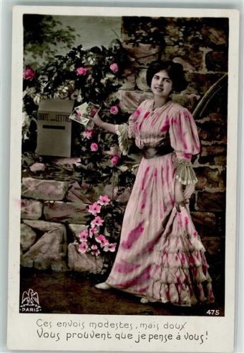 1914 Glamour Frau mit Postkarten, die sie in den Briefkasten stecken will , handkoloriert Rosen Studiokulisse Verlag Paris 475