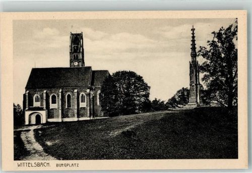 Oberwittelsbach Gotische Marienkirche und König Ludwig I Denkmal