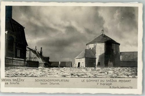 Schneekoppe Hotel Kirche Winter