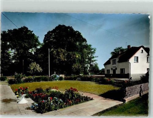 Rott Kleine Parkanlage mit Gasthaus Basthof Foto Original aus Archiv eines Ansichtskartenverlags Ort handschriftlich