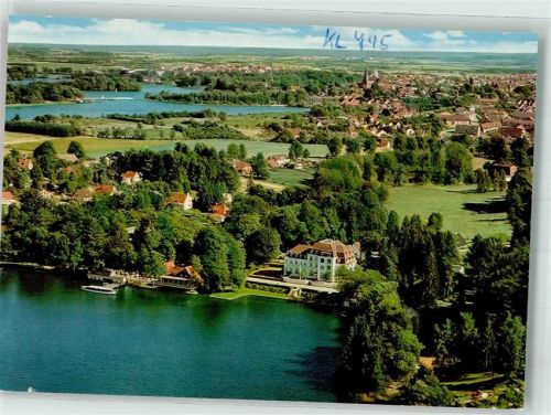 Fissau Fliegeraufnahme des Ortes mit dem Hotel Seeschloss am Kellersee