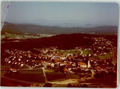 Thurmansbang Fliegeraufnahme vom Ort mit der Kirche St. Markus Foto Original aus Archiv eines Ansichtskartenverlags Ort handschriftlich
