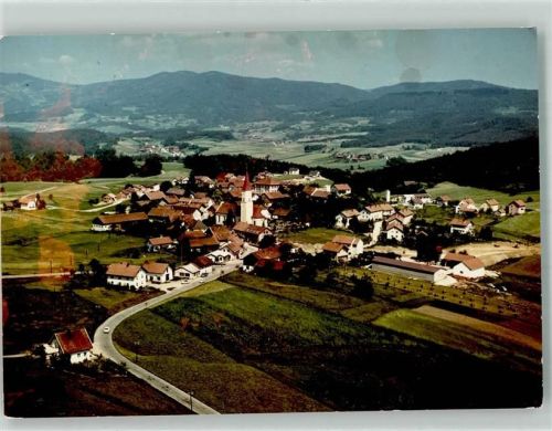 Thurmansbang Fliegeraufnahme vom Ort mit der Kirche St. Markus Foto Original aus Archiv eines Ansichtskartenverlags Ort handschriftlich