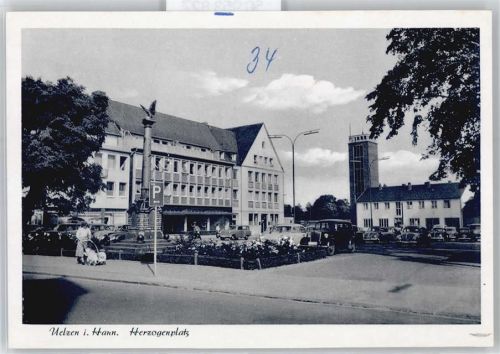 Uelzen Herzogenplatz, Kriegerdenkmal
