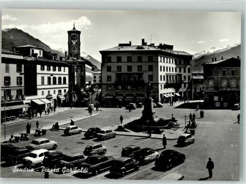 Sondrio 1963 Denkmal Auto Piazza Garibaldi