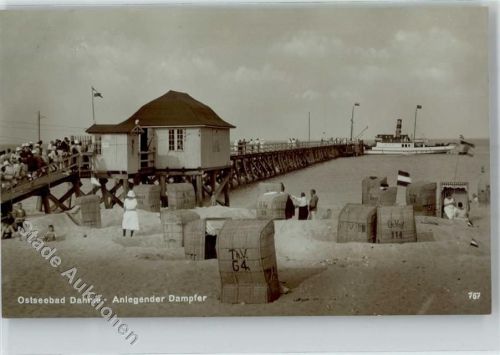 Dahme Anlegender Dampfer Strand