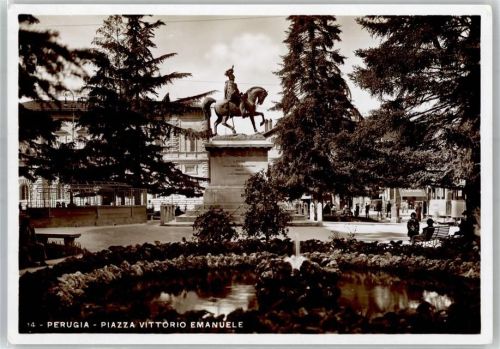 Perugia 1937 Denkmal Piazza Vittorio Emanuele