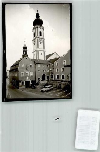 Roding Rathaus mit Stadtpfarrkirche St. Pankratius Foto Original aus Archiv eines Ansichtskartenverlages Ort handschriftlich