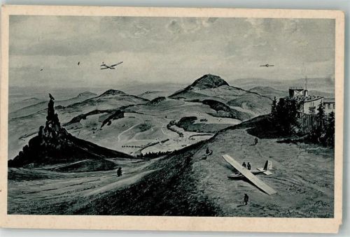 Wasserkuppe Wasserkuppe Flieger- Denkmal Segelfugzeuge