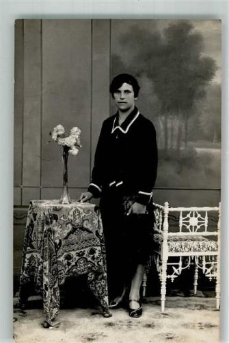 Altusried Ort lt. Fotograf Frauenbild