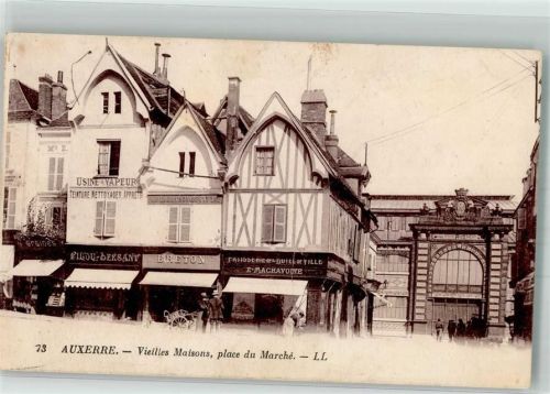 Auxerre Marktplatz Geschäft