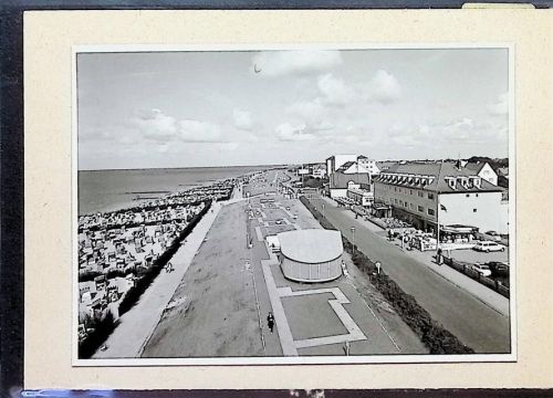 Duhnen Foto montiert auf Karton Promenade am Musikpavillon Fotograf Otto Schulze