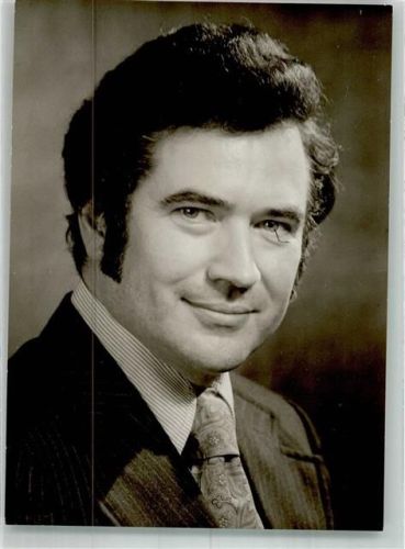 Portrait vom Tenor Arturo Romani