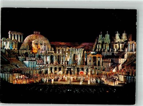 Verona Bühnenszene der Oper Aida