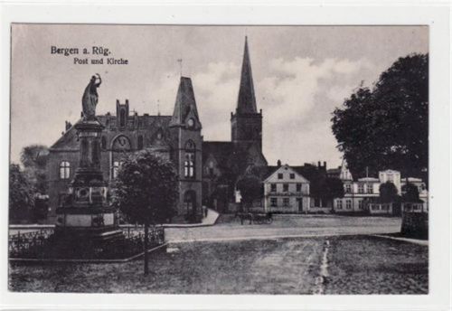 Bergen Bergen a. Rügen mit Post und Kirche ungelaufen Gute Erhaltung.