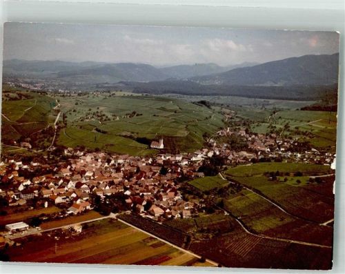 Auggen Fliegeraufnahme des Ortes mit der Kreuzkirche Foto Original aus Archiv eines Ansichtskartenverlags Ort handschriftlich