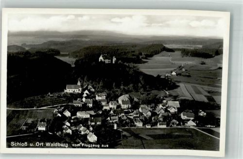 Waldburg 1936 Fliegeraufnahme des Ortes mit Kirche St. Magnus und Schloss Waldburg