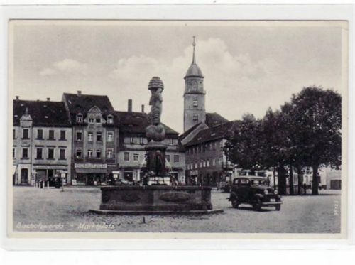 Bischofswerda mit Brunnen am Marktplatz gelaufen und Bahnpoststempel von 1939, Zug Nr. 677 kleiner Knick oben rechts, kleiner Riß am Rand oben, sonst gut erhalten.