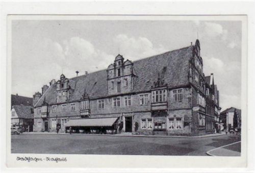 Stadthagen Stadthagen mit Blick auf das Rathaus ungelaufen Ecken mit Albumabdrücken, sonst gut erhalten