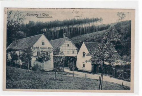 Eisenberg Eisenberg i. Thür. mit Gasthaus Naupolds - Mühle gelaufen von 1924. Leichte Stempelspuren, sonst gut erhalten.
